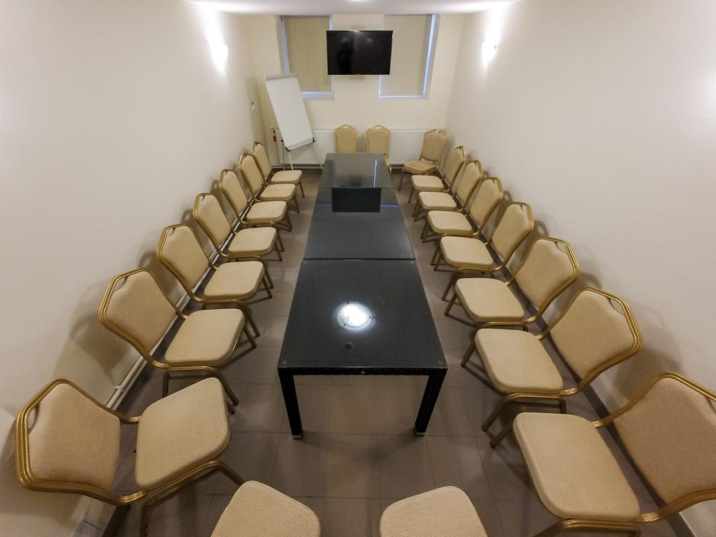 פויאנה ברשוב Hotel Crisalpin מראה חיצוני תמונה