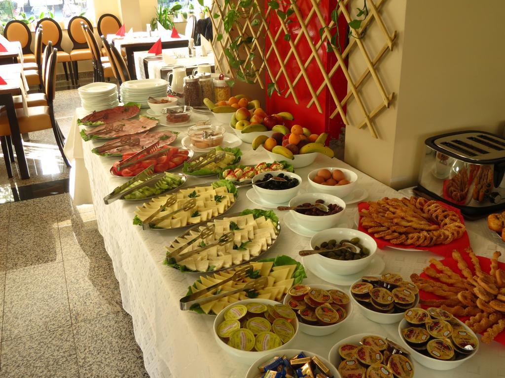 פויאנה ברשוב Hotel Crisalpin מראה חיצוני תמונה