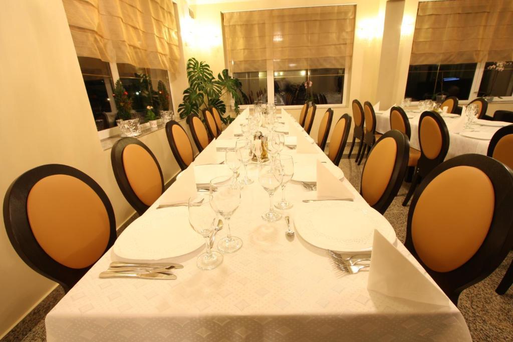 פויאנה ברשוב Hotel Crisalpin מראה חיצוני תמונה